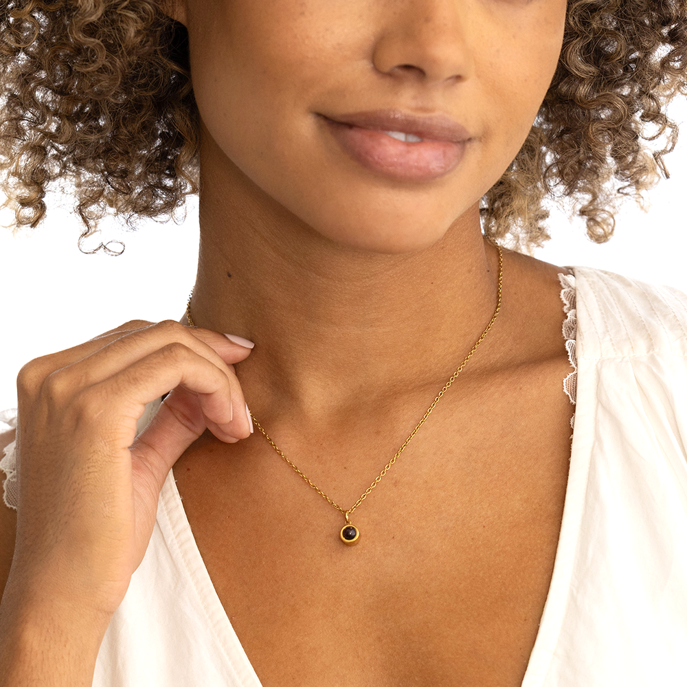 The Classic Photo Necklace by Memorie Glow